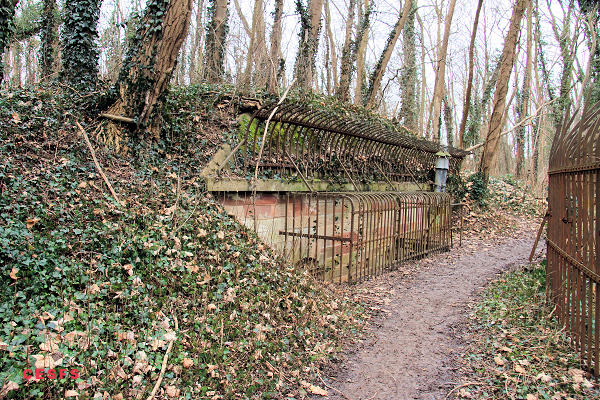 Gouhenans. Un wagonnet en bois pour décorer le village